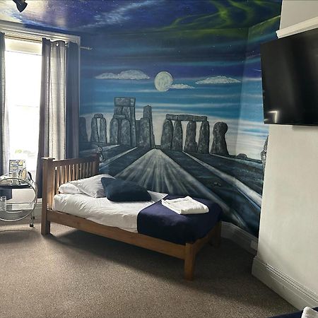 Stonehenge Inn & Shepherd'S Huts Bulford Kültér fotó